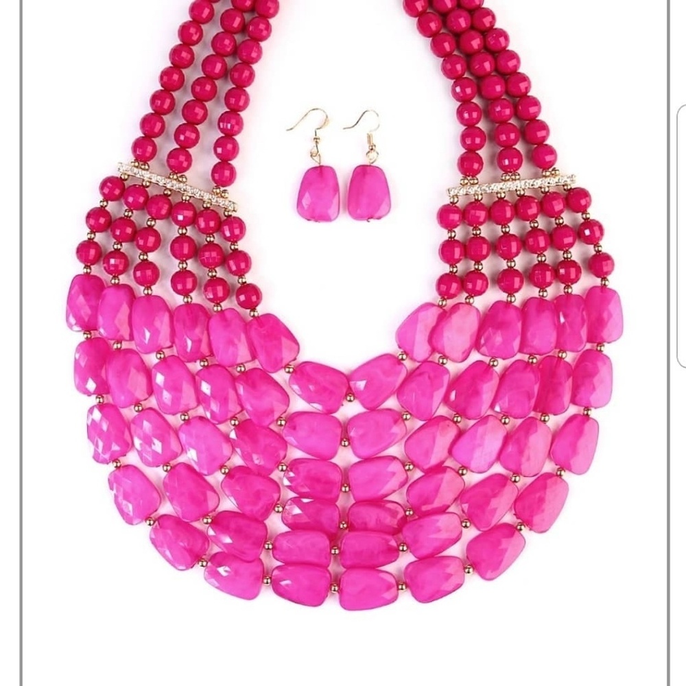 Necklace Set